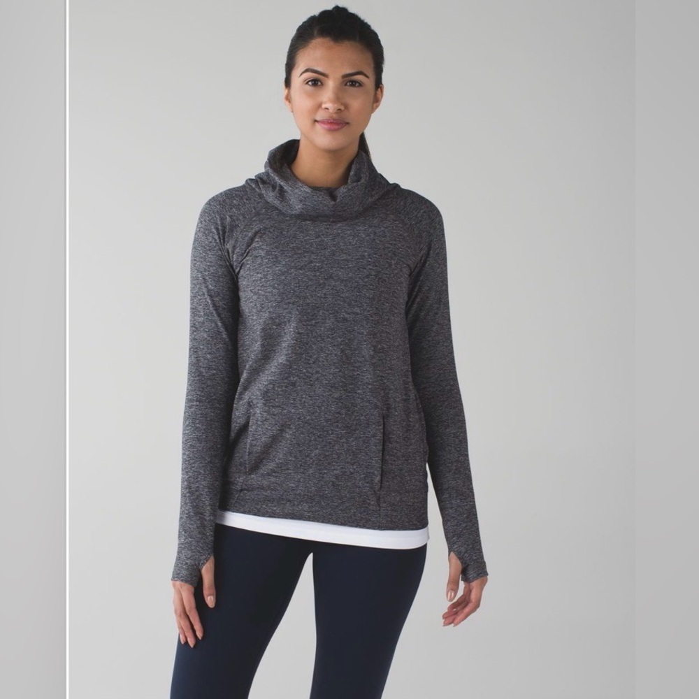 Lululemon Make a Move Long sleeve size 4 or 6. Charcoal